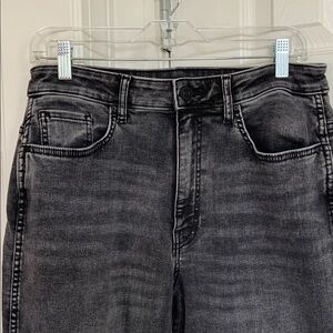 Kut from the Kloth, ‘Melissa’ black wash jeans